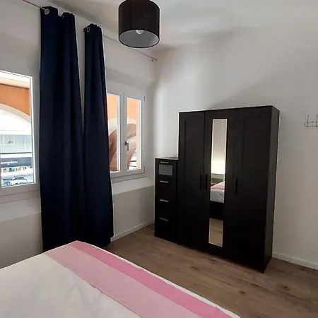 Vigarani Апартаменты *